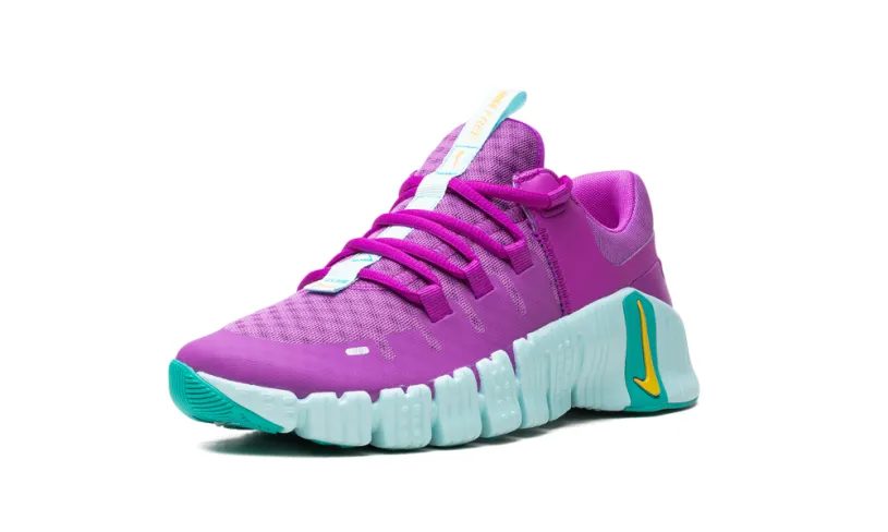 Nike Lifestyle Free Metcon 5 WMNS 'Hyper Violet'